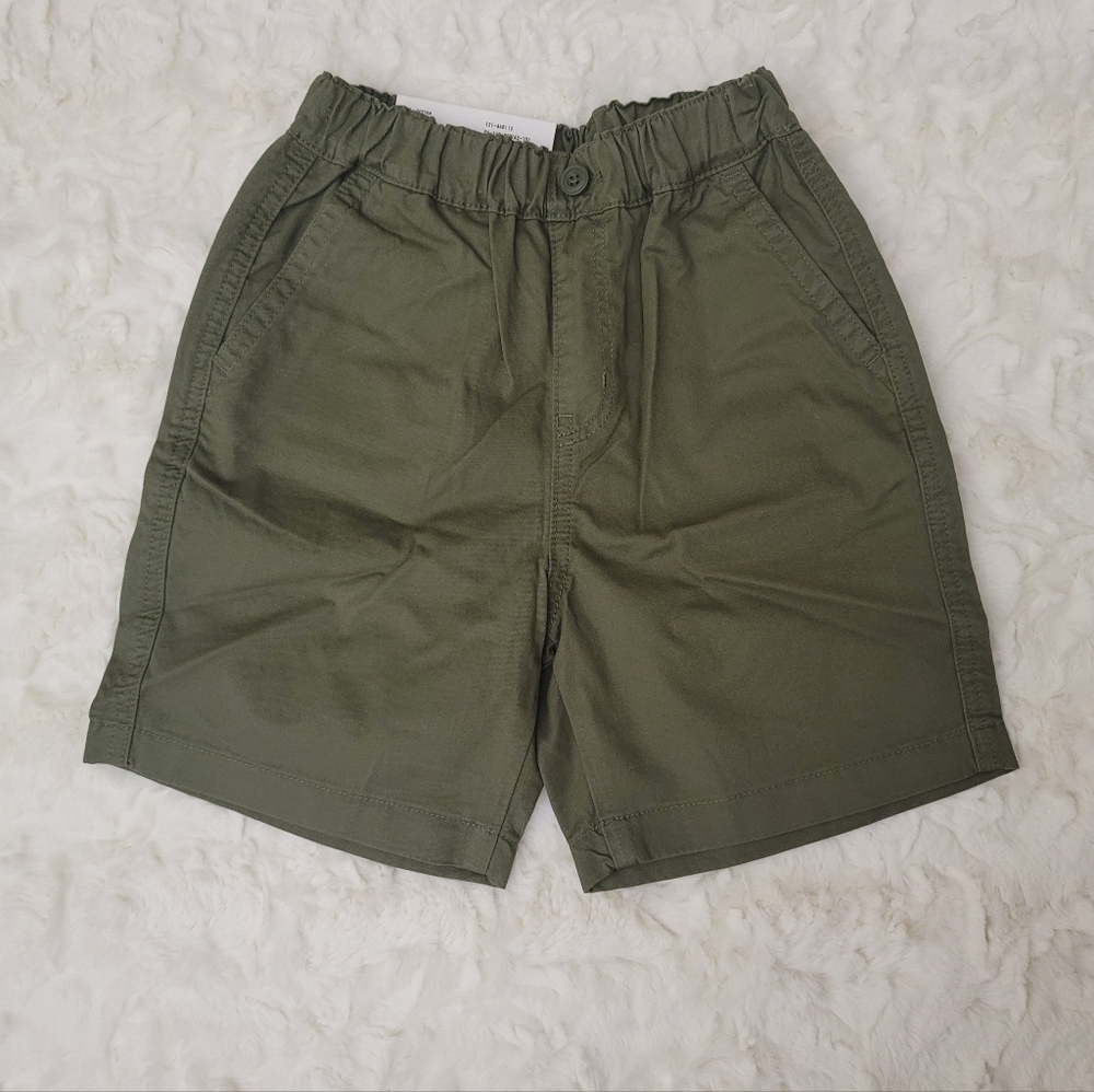 Uniqlo Boy Olive Green Shorts Size 3-4 NWT